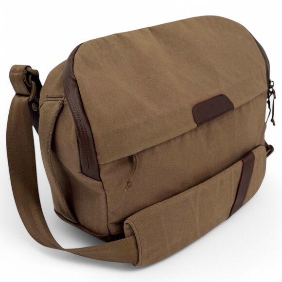 Clever Supply Co 6L Camera Sling Waxed Canvas Leather Bag Tan - Picture 3 of 16